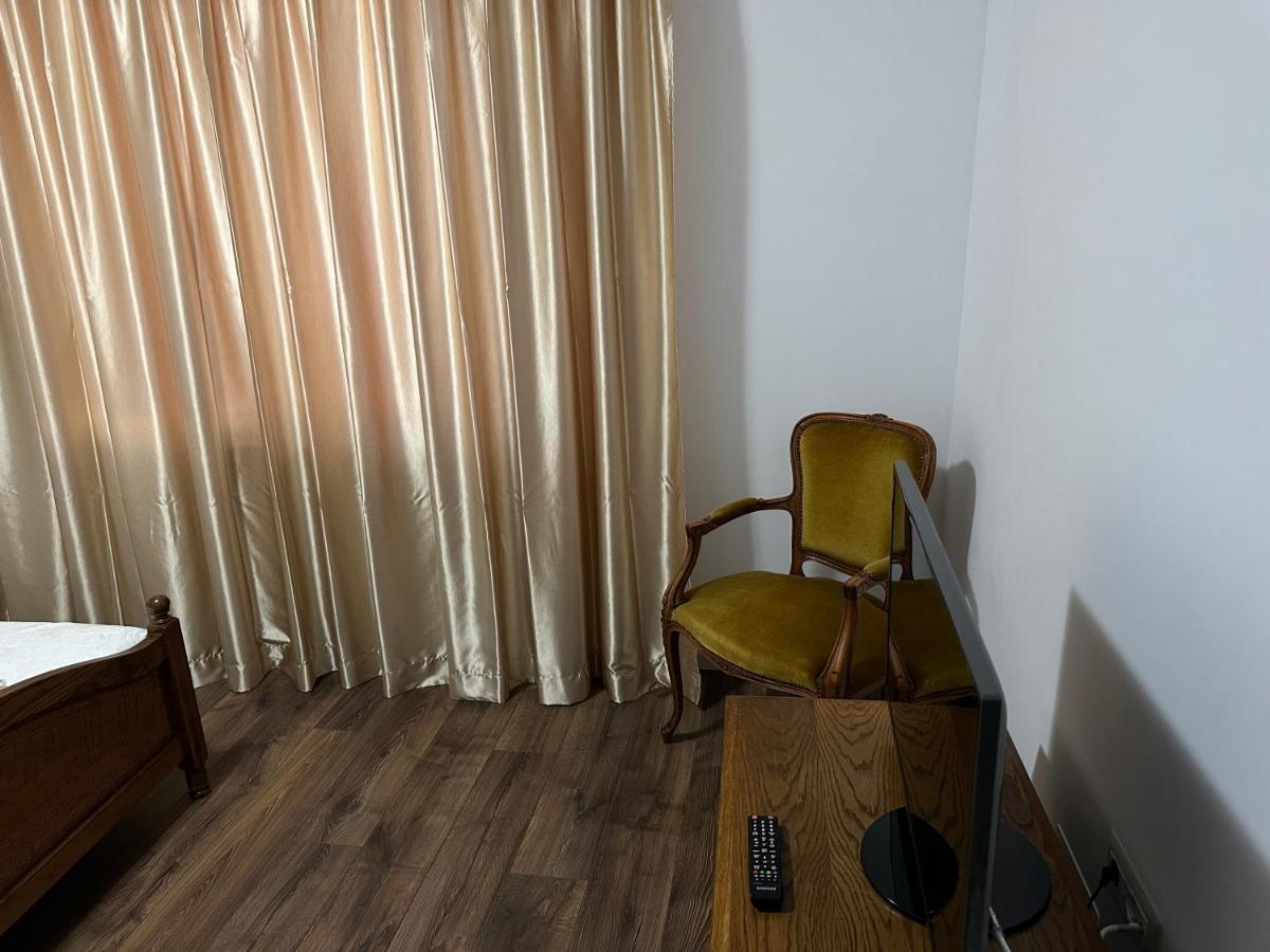 Cazare David Si Familia . Piatra Neamţ Exterior foto