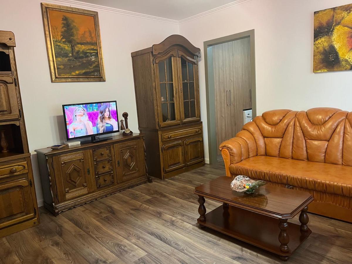 Cazare David Si Familia . Piatra Neamţ Exterior foto